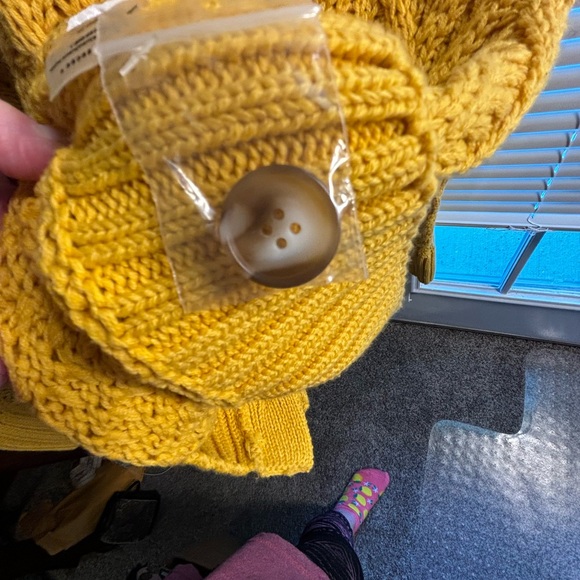 Dip XL Mustard Button Down Sweater - Picture 4 of 7
